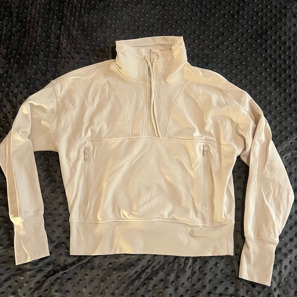Old Navy Women's Cream Cowl Neck Sweater